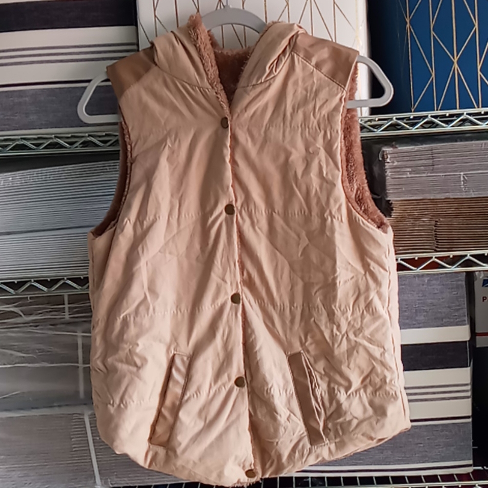Women's size medium hooded vest